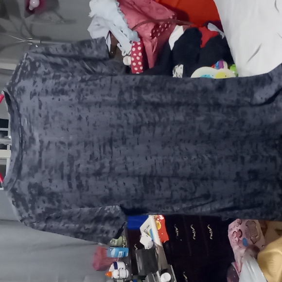 Rebels Only shirt - Picture 4 of 4